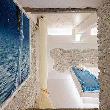Margaret'S Houses In Tinos Town Exterior photo
