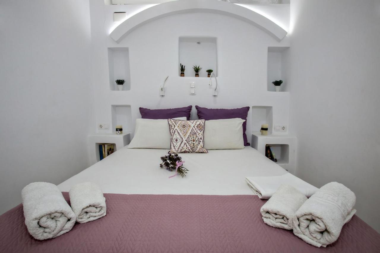 Margaret'S Houses In Tinos Town Exterior photo