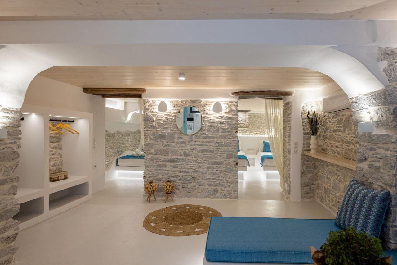 Margaret'S Houses In Tinos Town Exterior photo